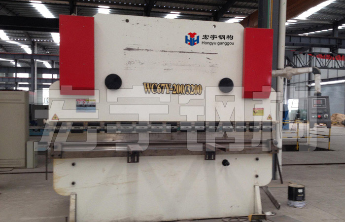 折彎?rùn)C(jī)WC67Y-200T/320用于鋼板角度折彎